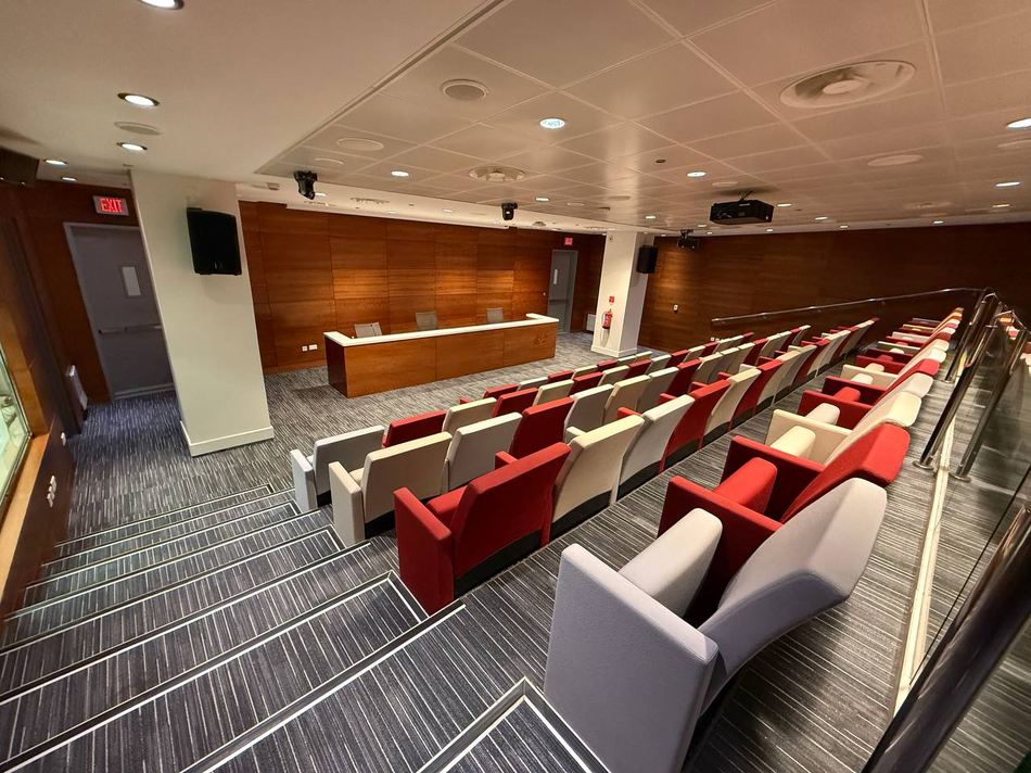 The upper entry to the conference room and its stepped access aisle